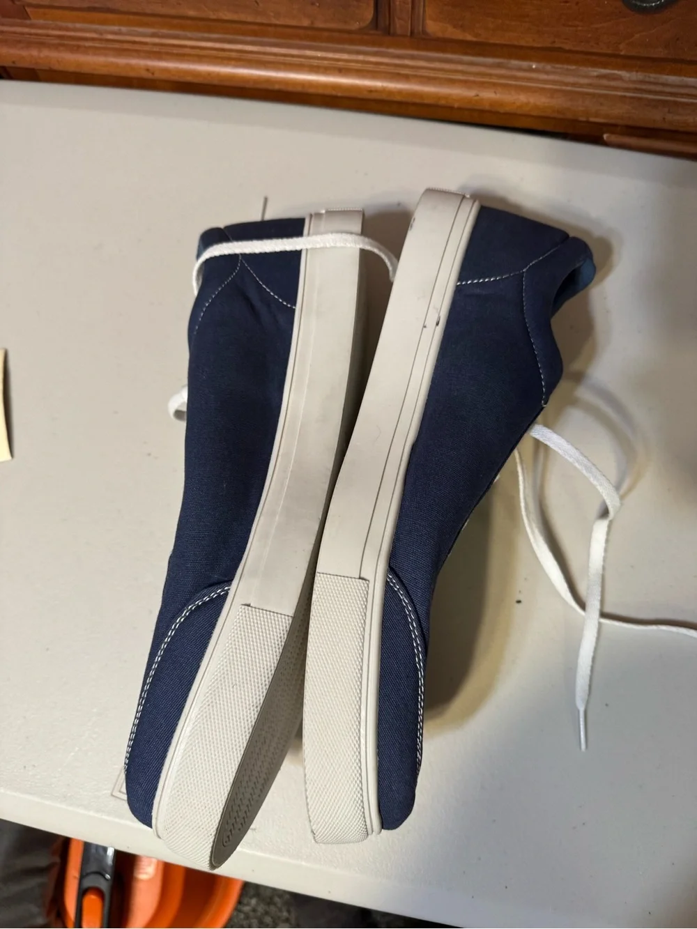 Men's Navy Canvas Low-Top Sneakers with White Laces